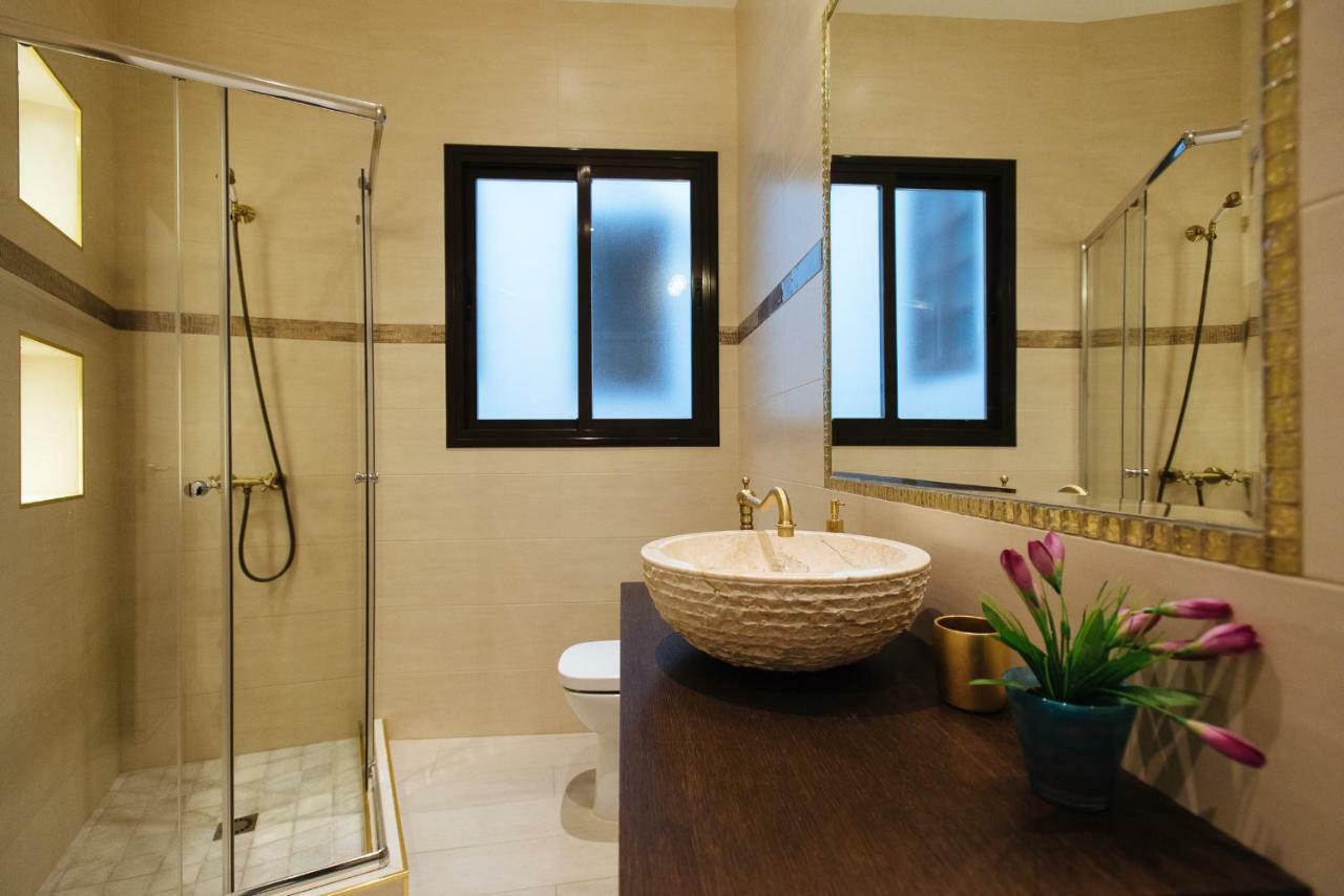 Luxury Apartment Penuelas Free Parking Sevilla Exteriör bild