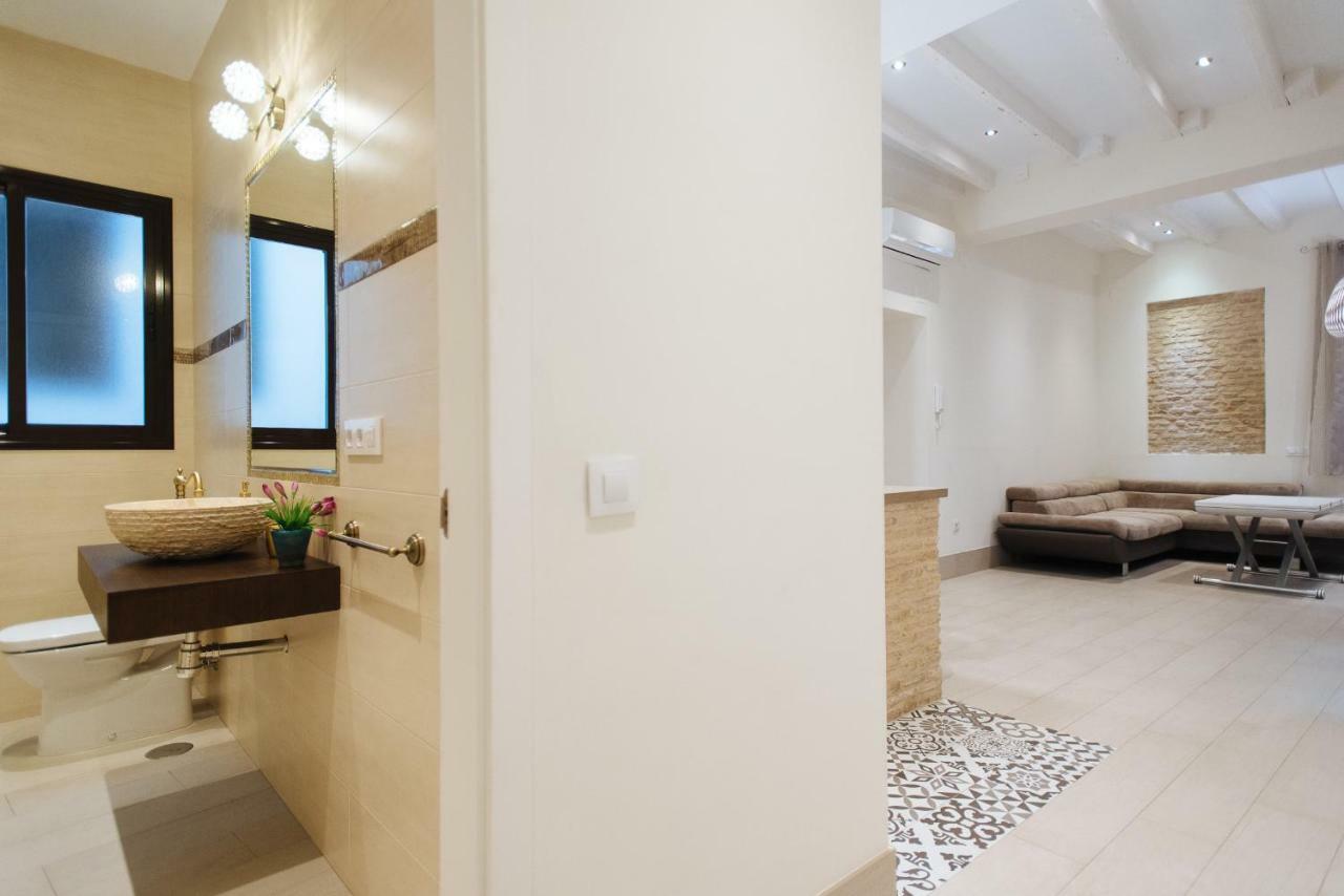 Luxury Apartment Penuelas Free Parking Sevilla Exteriör bild