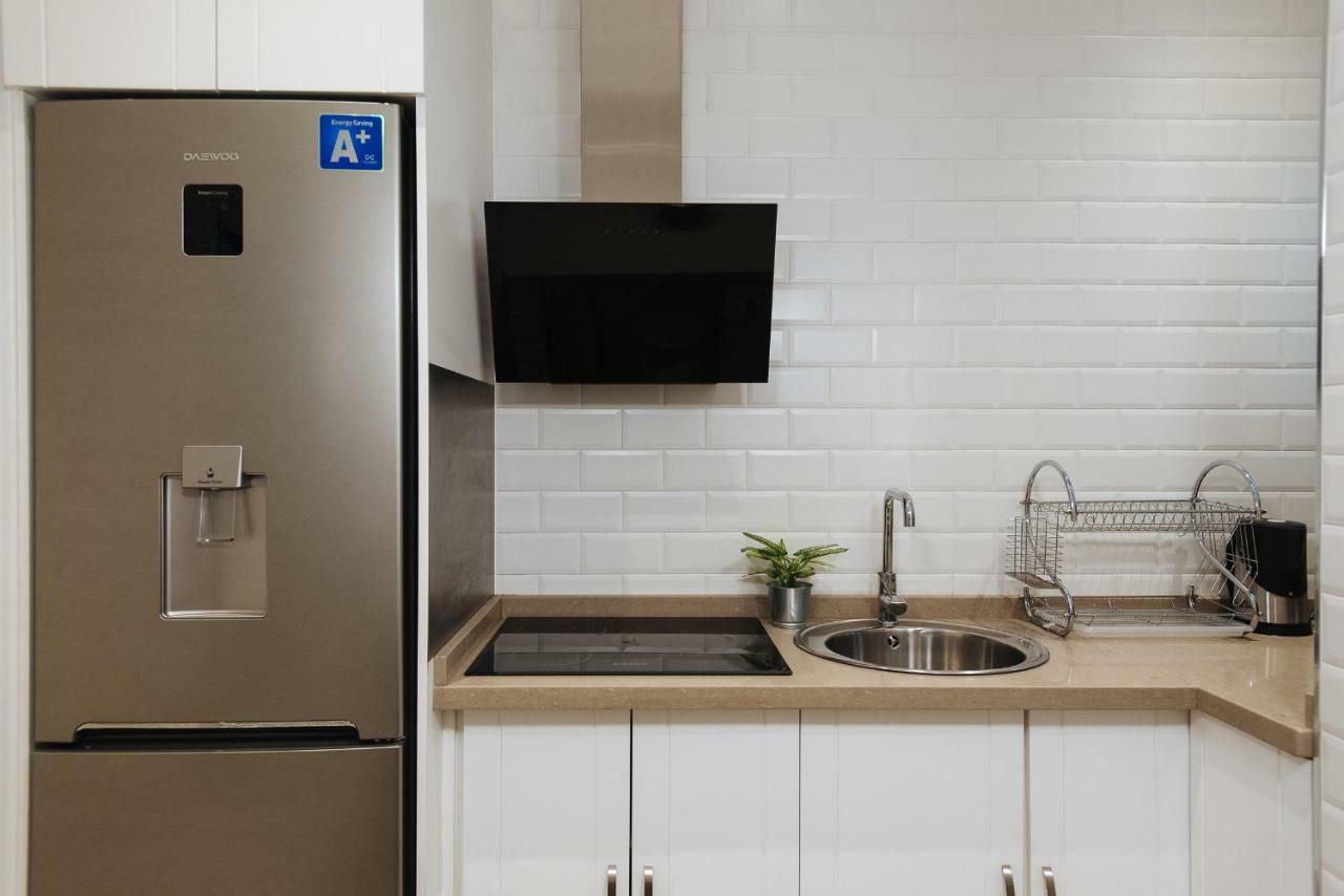 Luxury Apartment Penuelas Free Parking Sevilla Exteriör bild